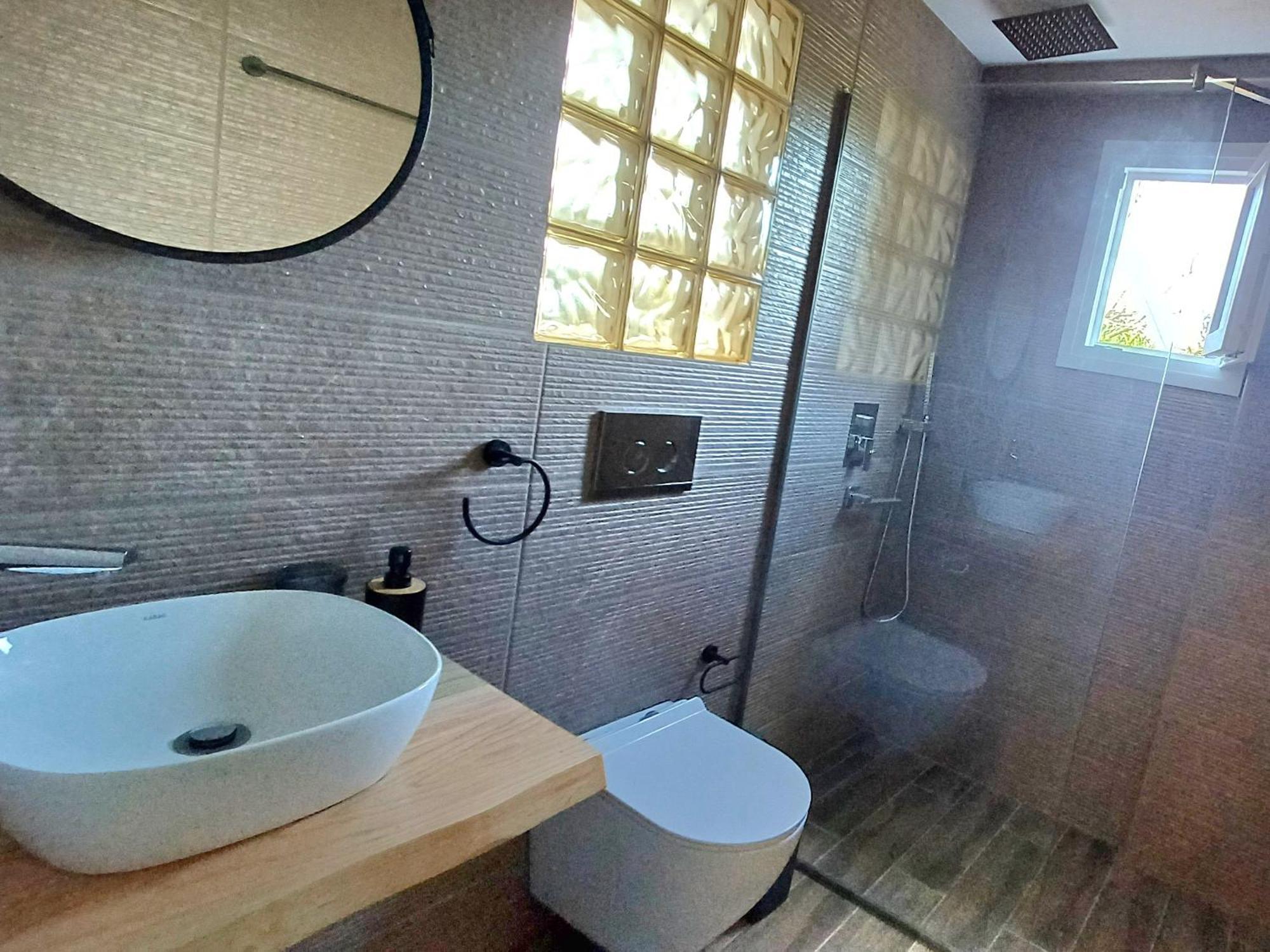 Beach House For Up To 9 People Near Olympia Katakolo Exterior photo